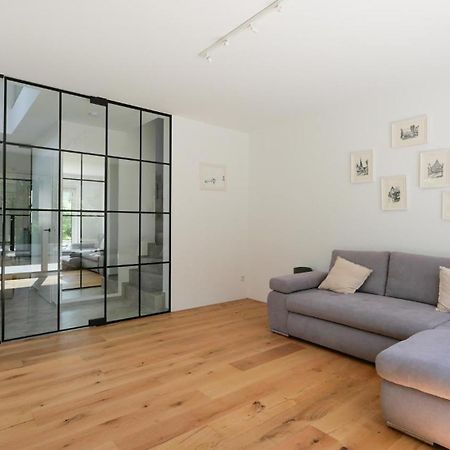 Eleganter Neubau-Luxus In Paderborn & Stilvoller Rueckzugsort Fuer Bis Zu 9 Gaeste Exterior photo