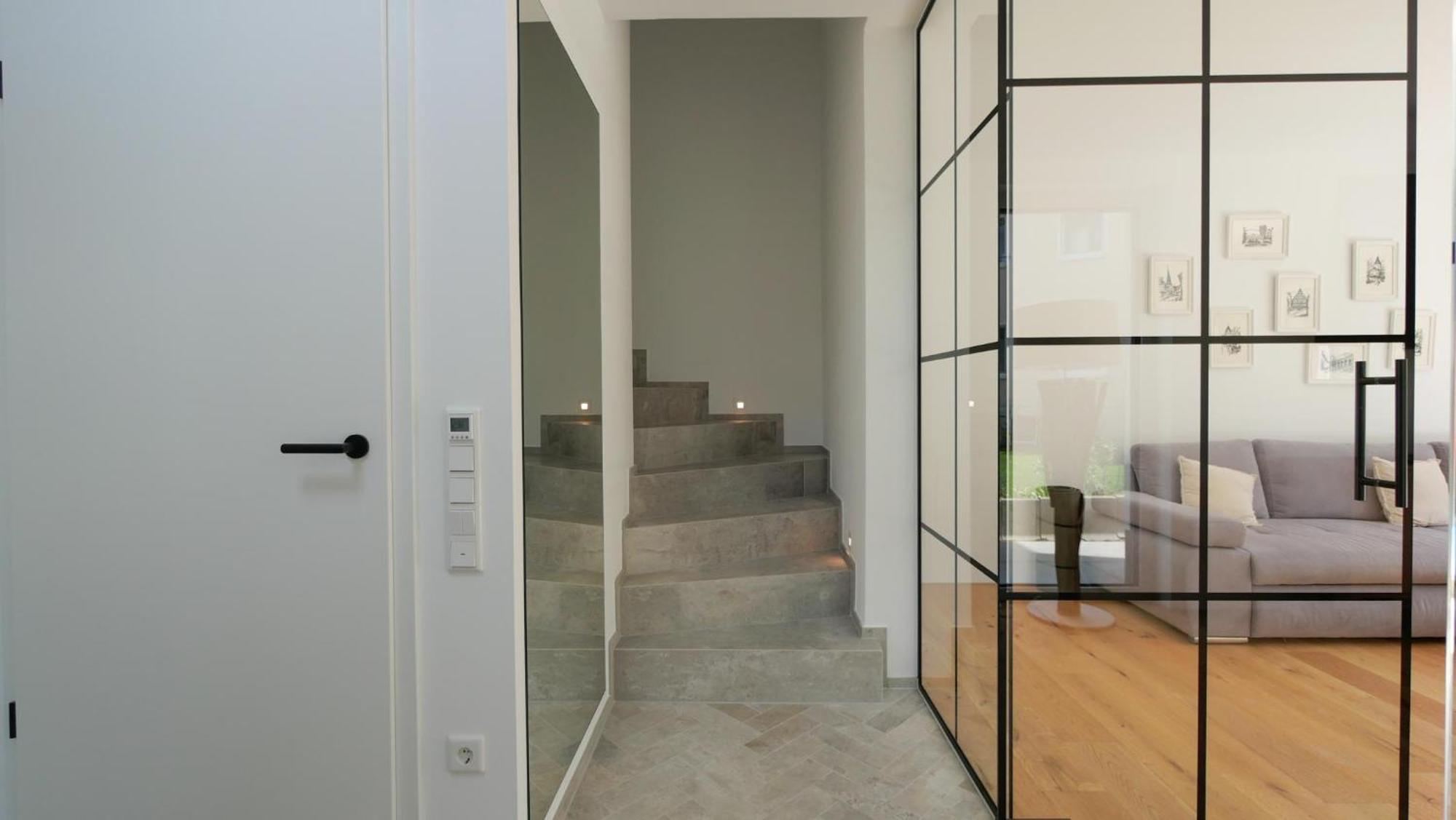 Eleganter Neubau-Luxus In Paderborn & Stilvoller Rueckzugsort Fuer Bis Zu 9 Gaeste Exterior photo
